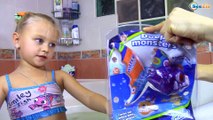 Игрушки для ванной Рыбки для детей Обзор и Распаковка от Ярославы Видео для детей Bath Toys for Kids