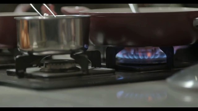 Pourquoi la lessive est-elle réservée aux mamans- Les Papas sont pour le #Partagedestâches – Ariel