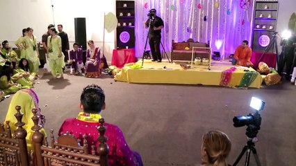 Mehndi Dance Battle - Girls vs Boys