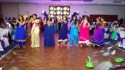 Surprise family dance Indian wedding reception