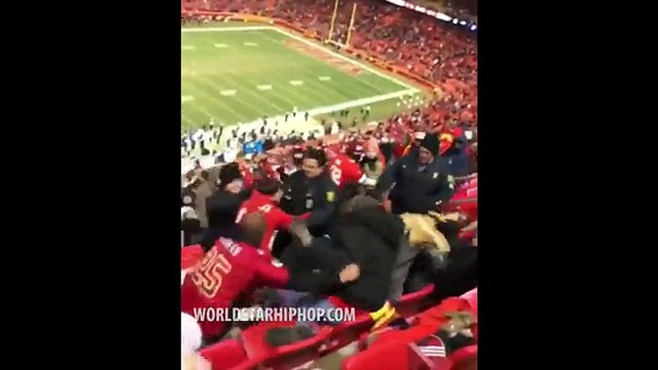 Big Group Of Raiders & Chiefs Fans Fight In The Stands!