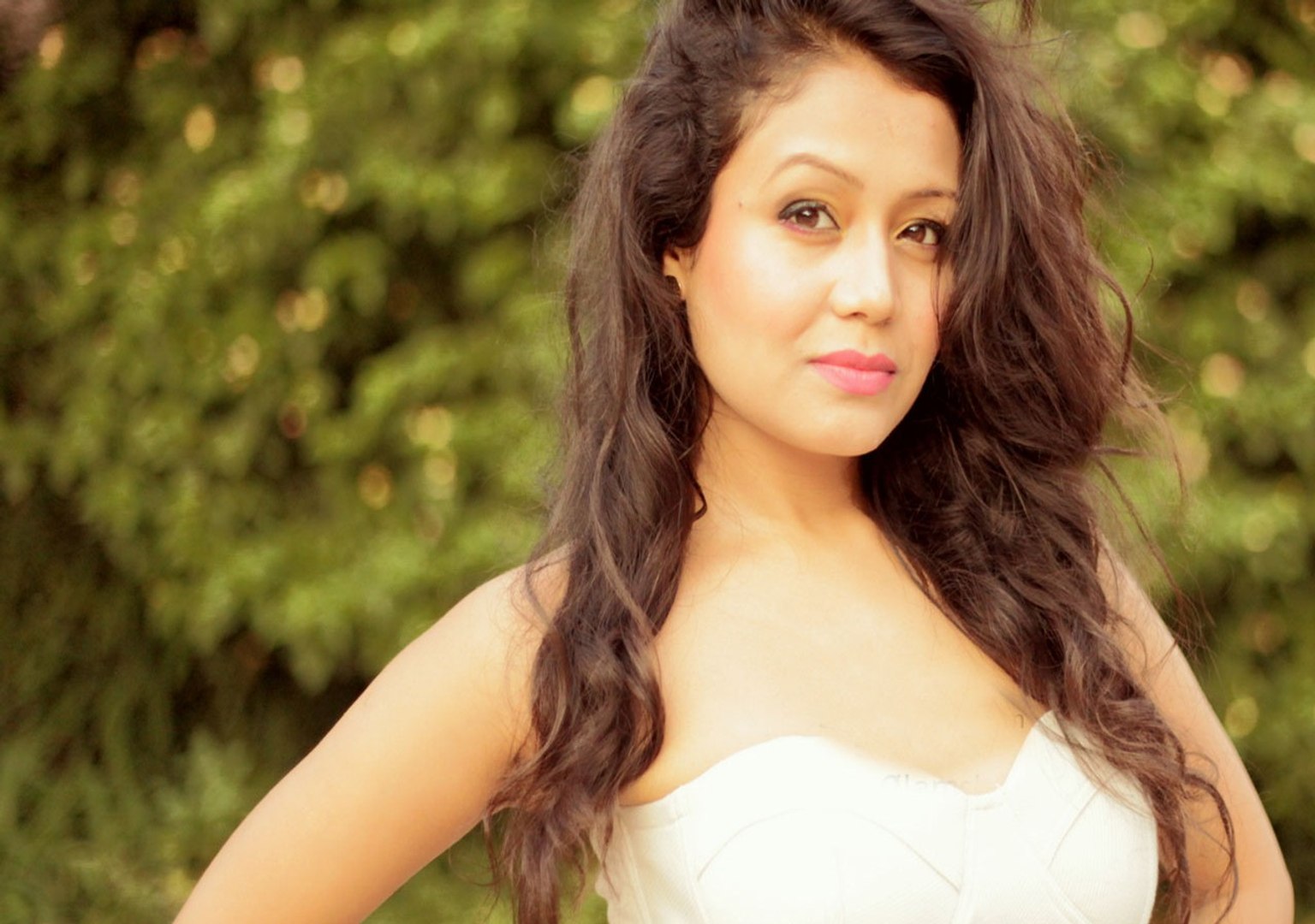 Neha Kakkar New Song 2017 Beach Masti