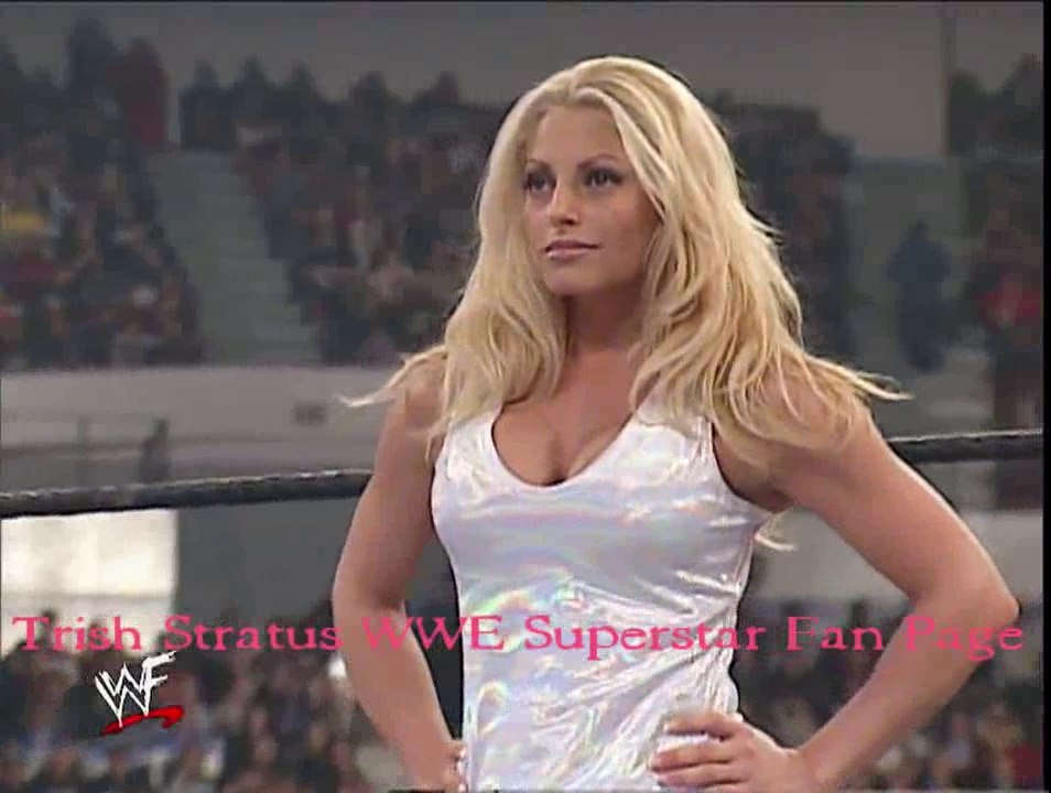 Trish Stratus vs Jacqueline Vengeance 2001