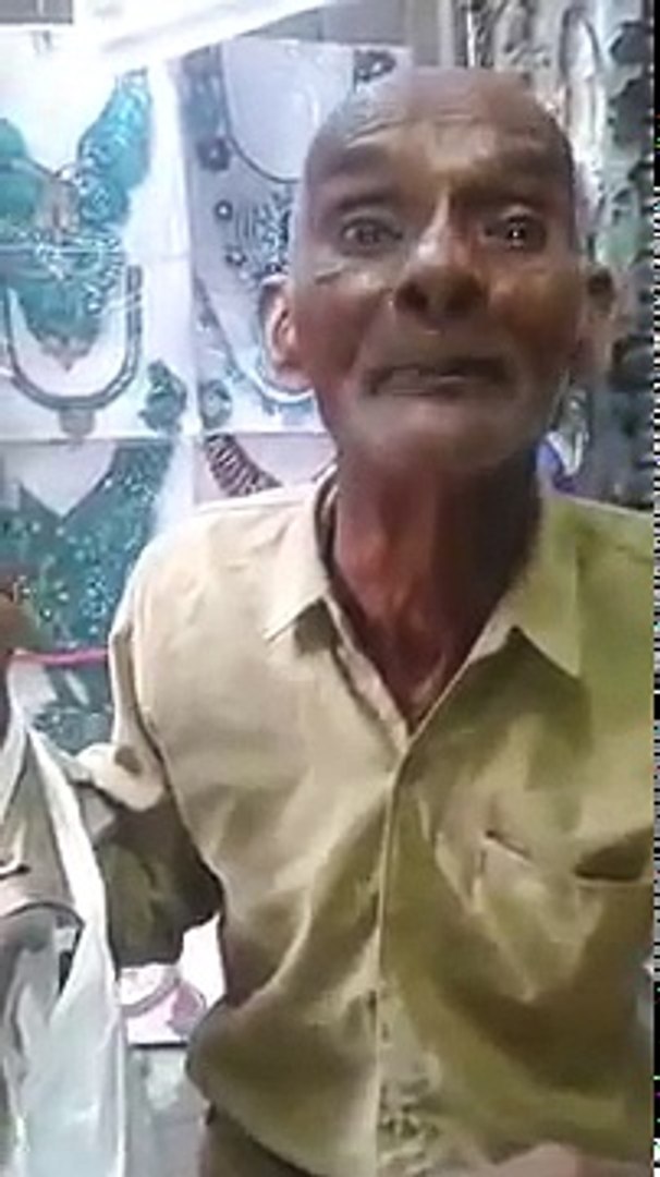 Funny old man singing indian song - video Dailymotion