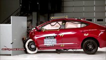 2017 Hyundai Elantra Vs 2016 Honda Civic Sedan - Crash Test