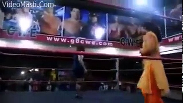 Meet Pakistani Punjabi Shalwar Kameez Wrestler Girl Vs WWE Professional Wrestler Girl WWE