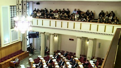 Pernar šalje poljupce djevojkama na galeriji!