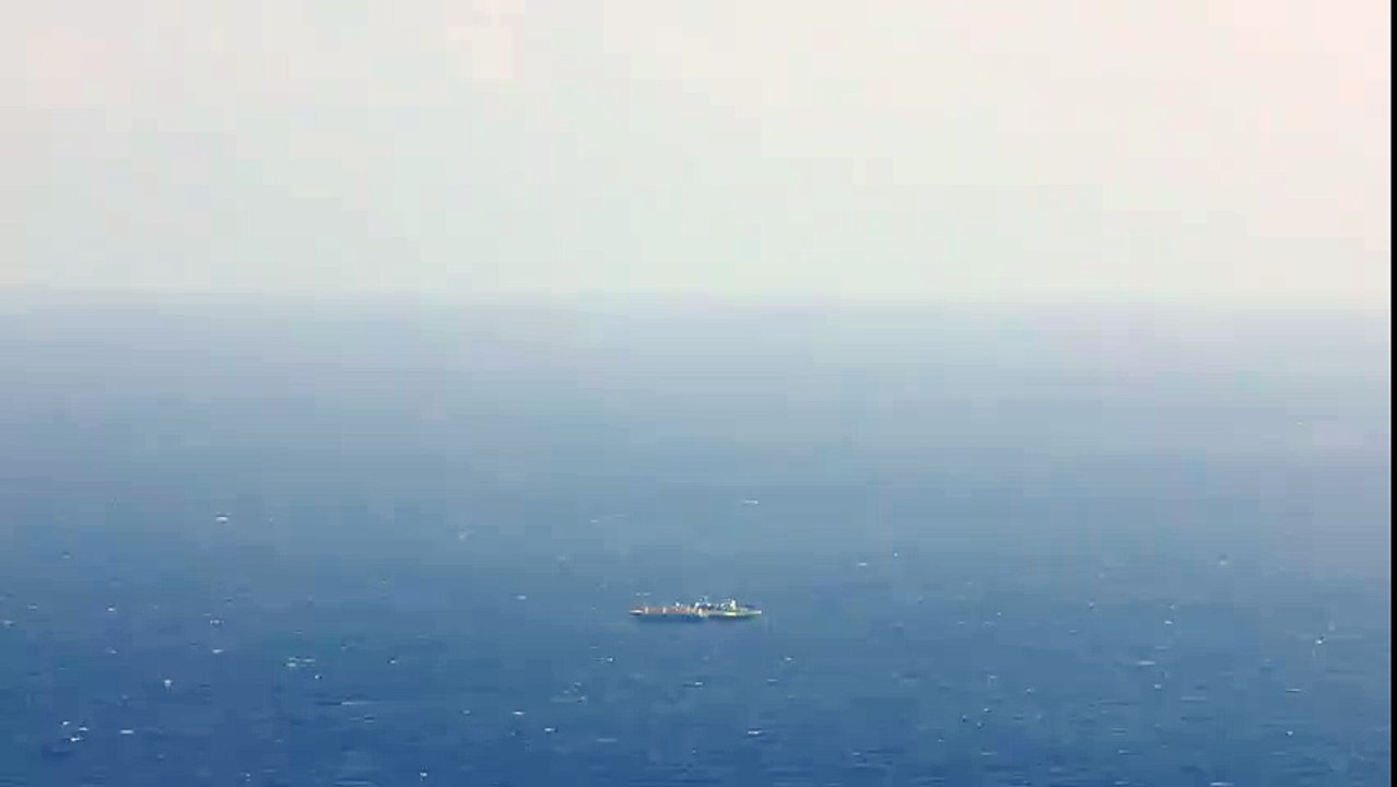 Fusée Falcon 9 explose en attérissant sur un bateau