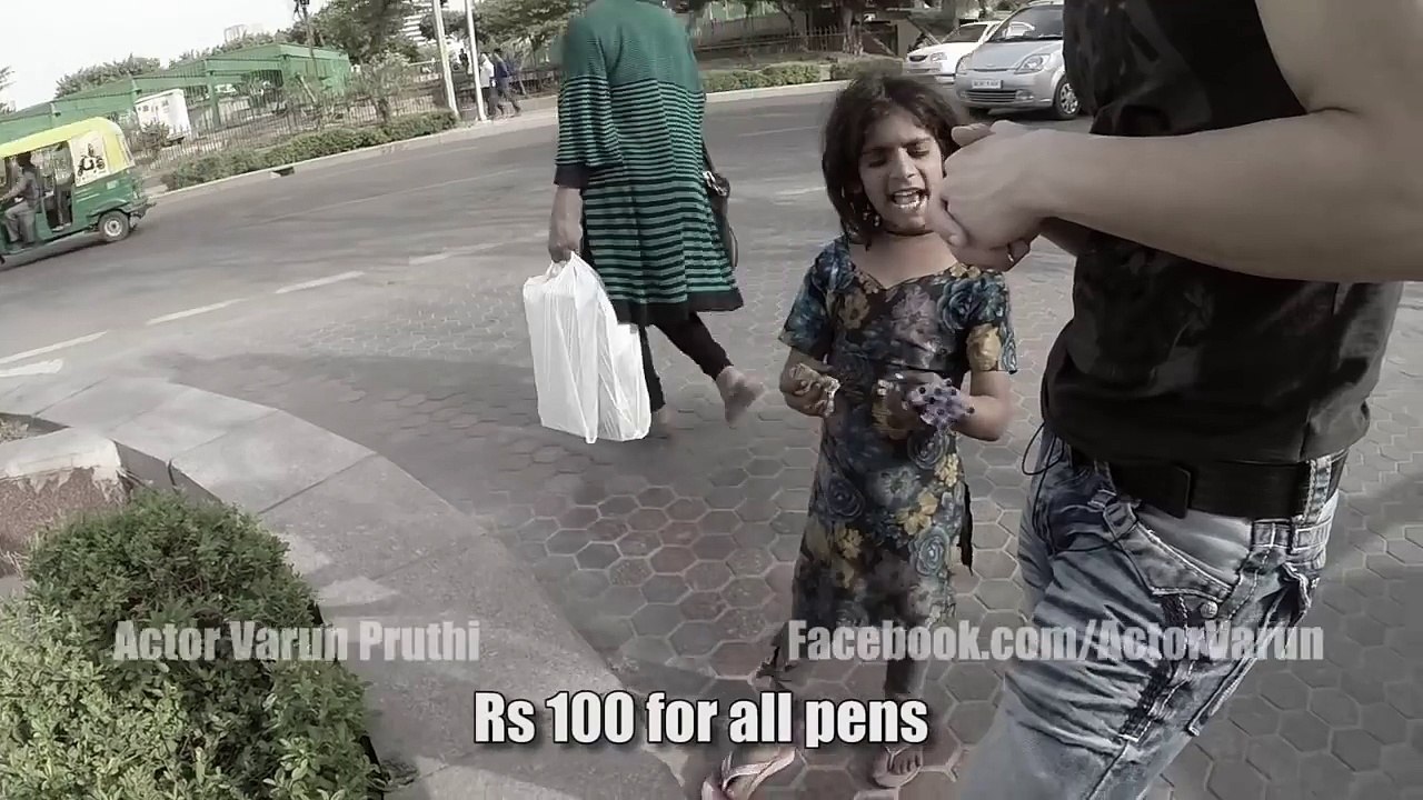 Honesty of this Orphan little girl trying to sell pens on street will leave you _HD