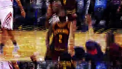 La fantastique intro "Eighties" des Cavaliers !