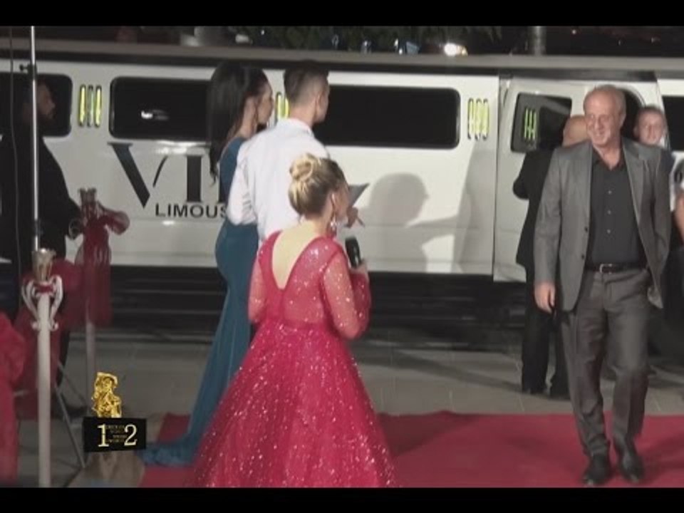 HIVZI KRASNIQI - ZHURMA VIDEO MUSIC AWARDS 12 (2016)