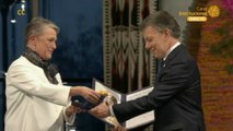 Santos recibe Nobel de Paz y lo dedica a las víctimas del conflicto en Colombia
