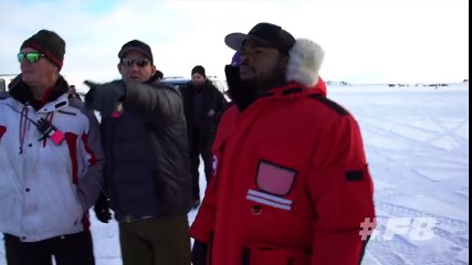 Course-Poursuite Furieuse en Islande  - FAST AND FURIOUS 8 (2017)