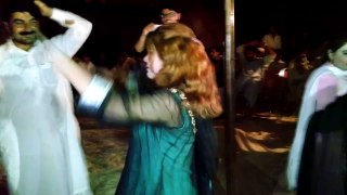 Pashto New Mast Dance Girls In Wedding On 2017