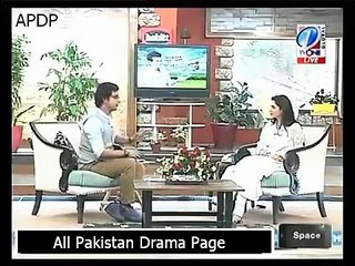 MAHIRA KHAN insulted by caller (video)