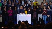 Présidentielle : quand Emmanuel Macron hurle à pleins poumons dans son micro