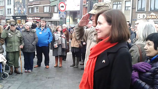 Les « Frères d’arme » à la Foire aux noix à Bastogne