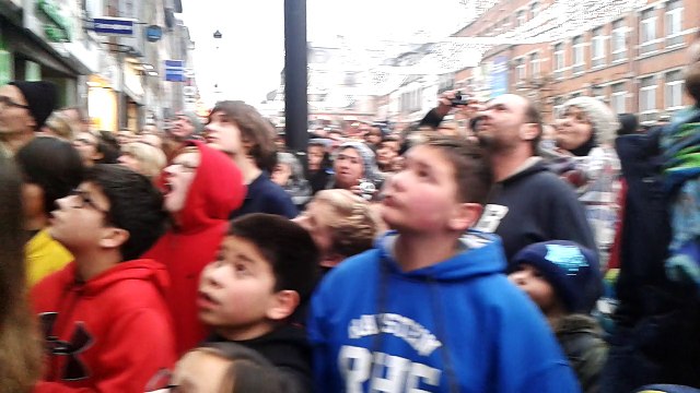 Les « Frères d’arme » à la Foire aux noix à Bastogne (VIDEO 2)