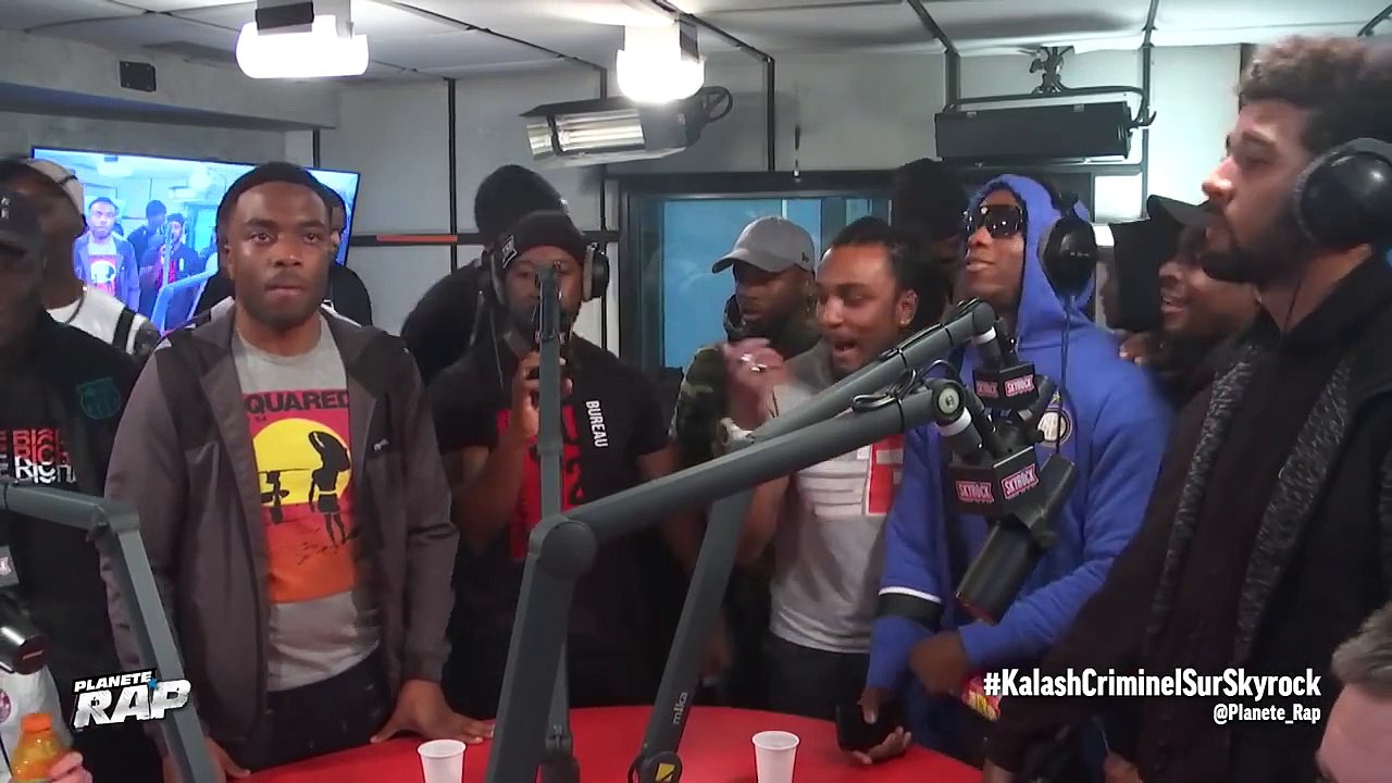 Kalash Criminel, KofKof, Dyako, Bizcuit, Solo le Myhe et Docks en freestyle dans Planète Rap 04