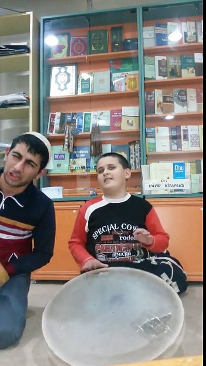 Mustafa Menzil ilahileri