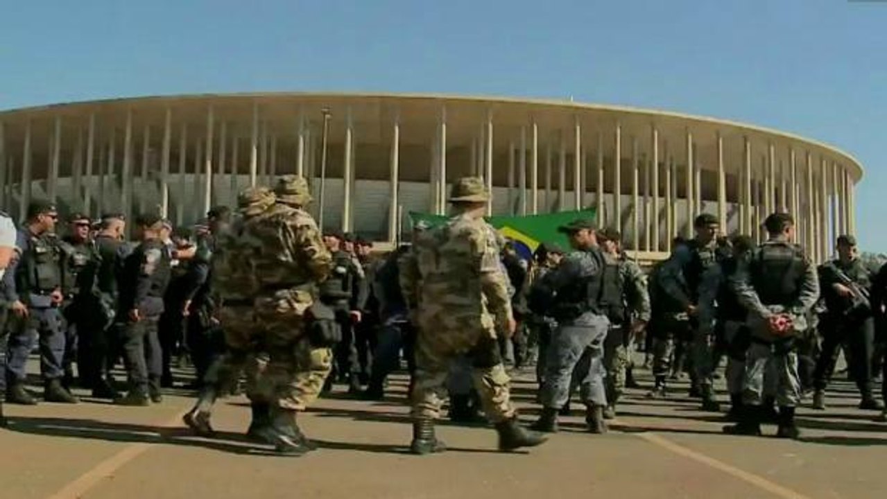 Reforma da Previdência: Exclusão de militares da proposta provoca reação no Congresso