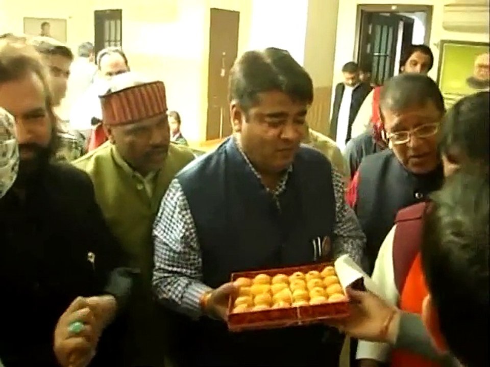 Hans raj hans joins bjp