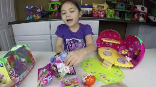 BIG HELLO KITTY SURPRISE EGG & STRAWBERRY HOUSE Kinder Egg & My Little Pony Surprise Toys Review