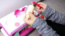 Num Noms - Jen fait son premier Gloss avec le Bus Num Noms 03