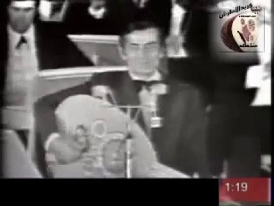 فريد الأطرش عِشْ أنتَ فصحى