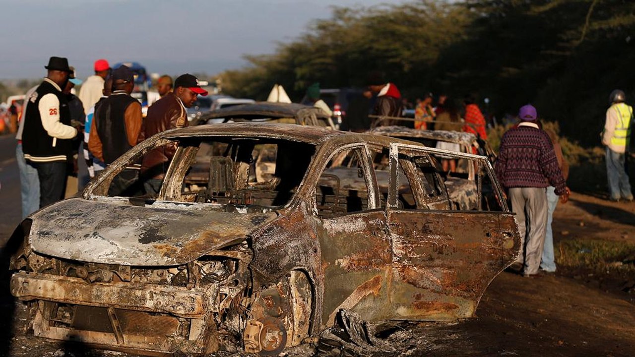 Kenya: dozens reported killed in oil tanker fireball