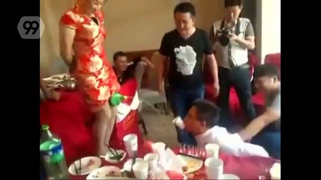 Hot couple China funny videos 2017 - Funny videos of people falling - funny videos try not to laugh