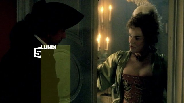 Nicolas Le Floch - L'énigme des blancs-manteaux