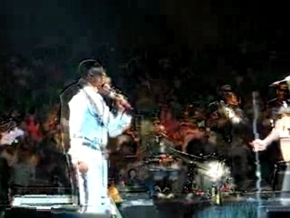 Antony santos (Bachatu) + En tarima con Aventura 9-1-2007