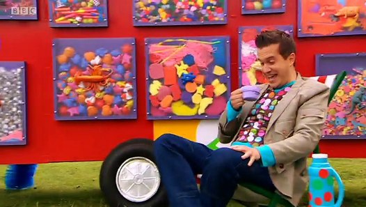 cBeebies Children Cartoon . Mister Maker Comes to Town . s02e12