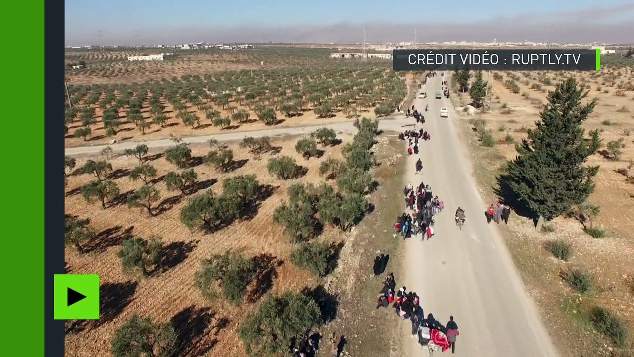 IMAGES AERIENNES : les civils fuient les zones contrôlées par les rebelles à Alep-Est