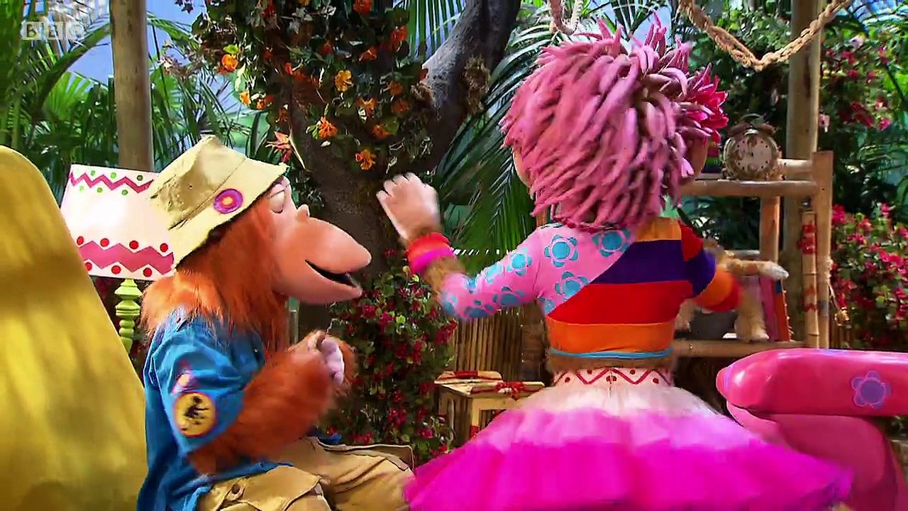 cBeebies Children Cartoon . ZingZillas . s04e12 . Belle of the Ball ...