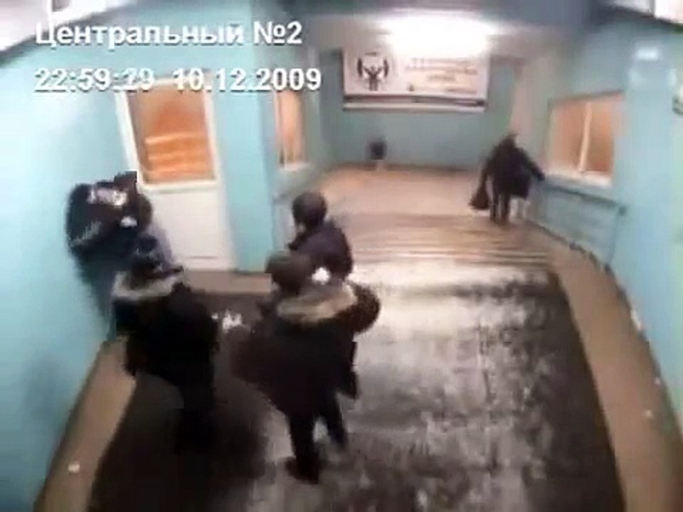 old man knocks out 5 in Russia in fist fight