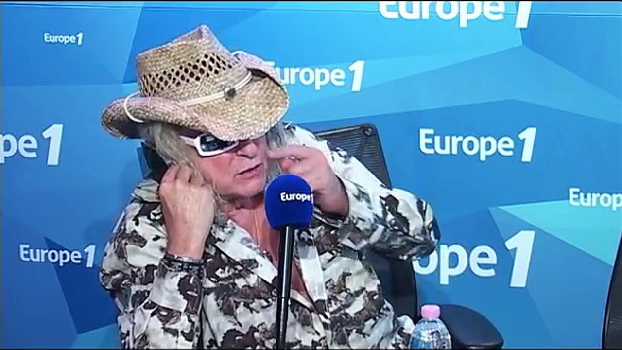 Michel Polnareff sur Europe 1:  "Ma mère m'habillait en petite fille"