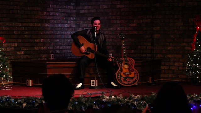 Riley Jenkins sings 'Proud Mary' Memphis Dec 3rd 2016