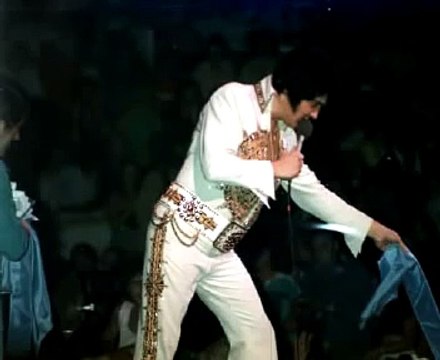 Elvis presley - last show in las vegas December 12 1976-12-12
