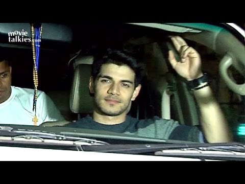 Sooraj Pancholi & Athiya Shetty At Hero Special Screening