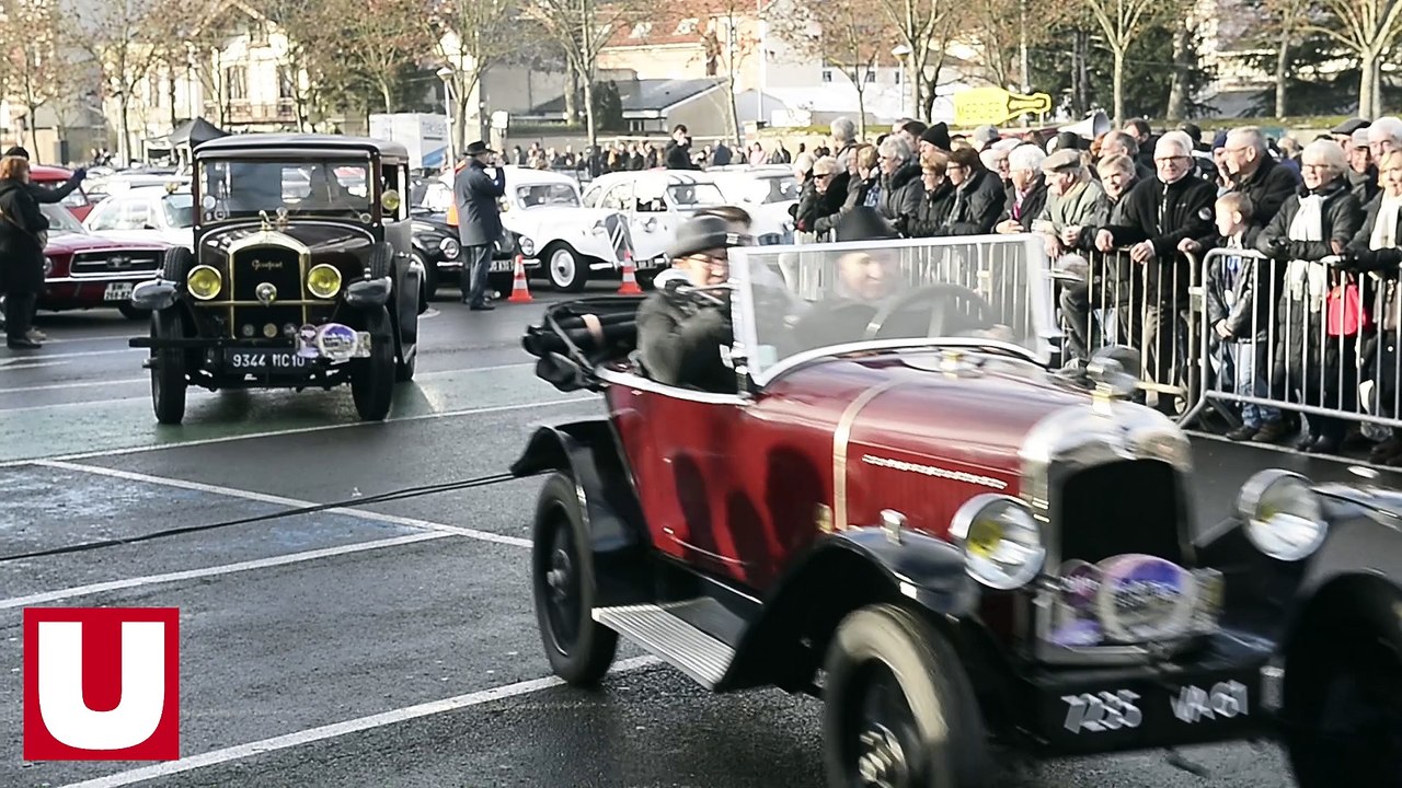 Habits de Lumière 2016 les voitures anciennes font le show