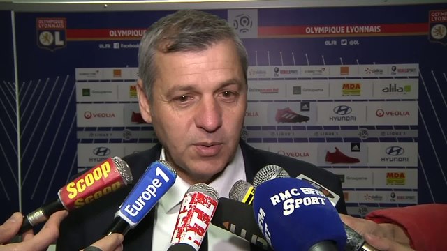 Foot - L1 - OL : Génésio «Trois points, on avance»