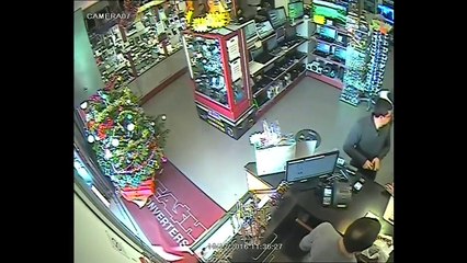 Les images du braquage du Cash Converter de Grasse - vidéo Dailymotion