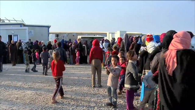 الشتاء يفاقم معاناة نازحي الموصل بمخيمات إقليم كردستان