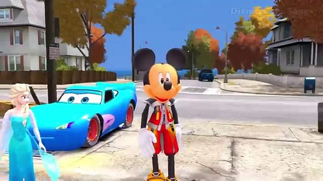PLAYGROUND SLIDES PLAYTIME! Mickey Mouse & Disney Frozen Elsa Play w/ Disney McQueen Cars