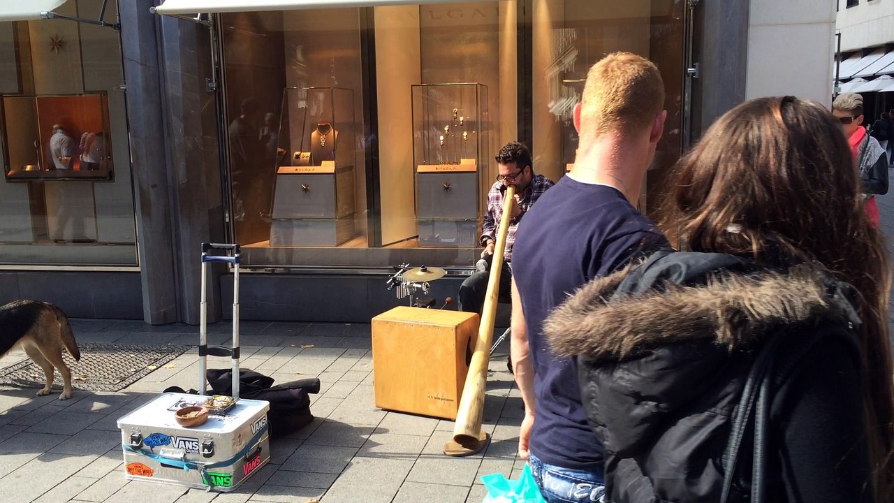 Didgeridoo Play In Köln Germany