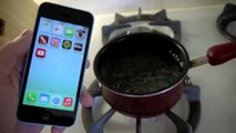 iPhone 5C Survives Boiling Hot Water Test