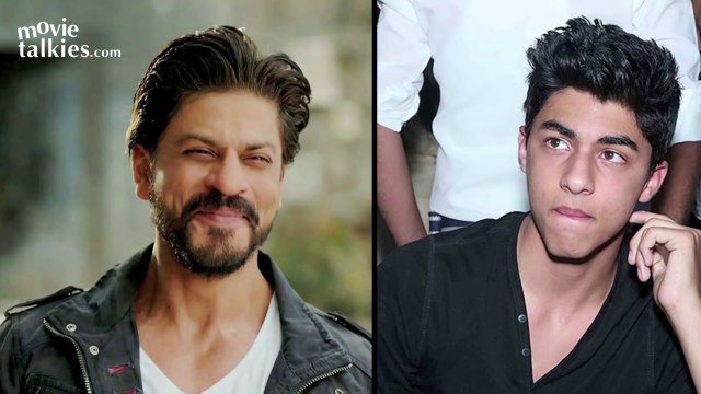 Shahrukh Khan Son Aryan Khan CAUGHT Shirtless On Beach