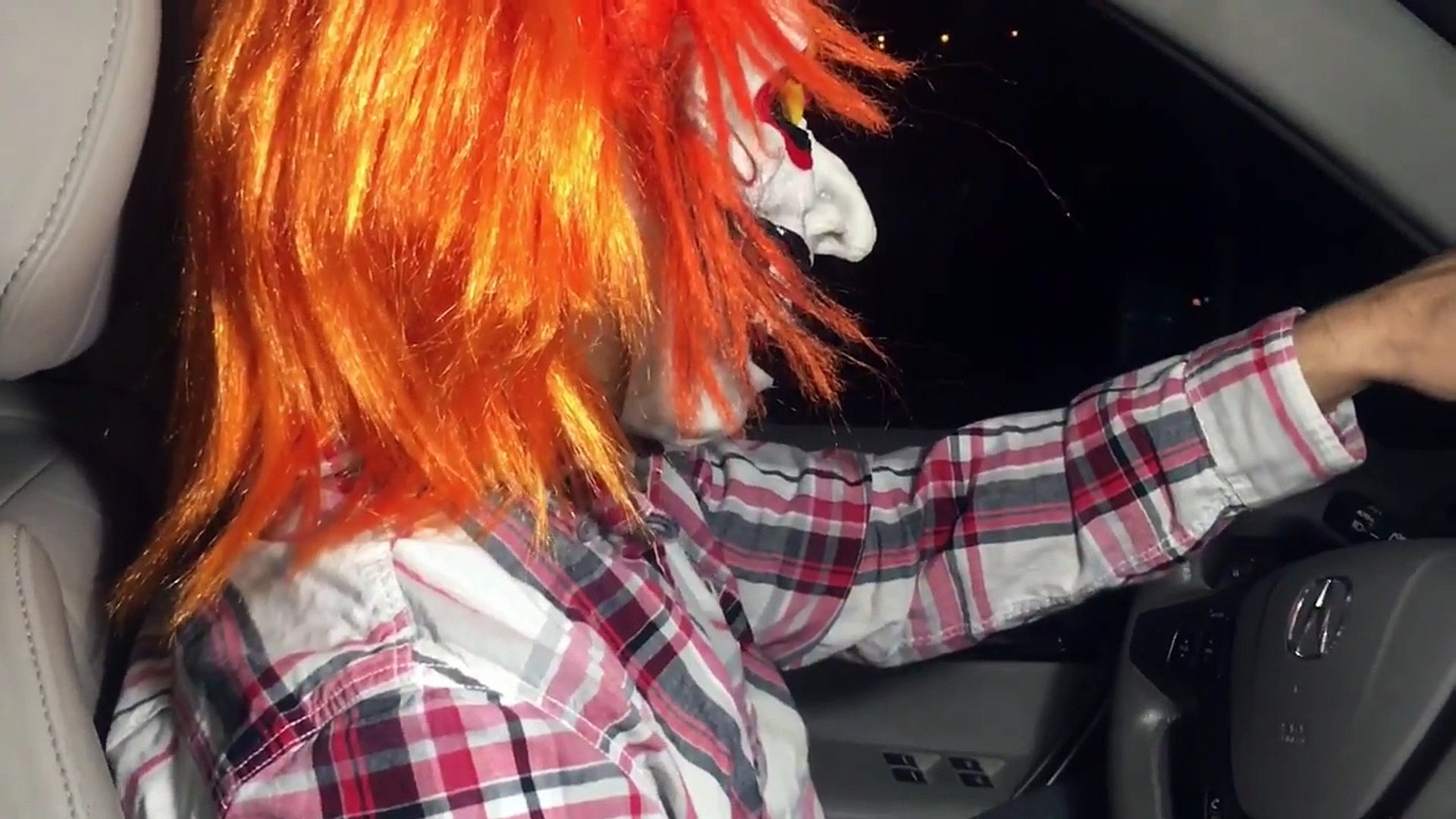 KILLER CLOWN CHASES US IN THE WOODS Kids Freaks Out Family KILLER CLOWN CHASES US IN THE WOODS Kids Freaks Out Family